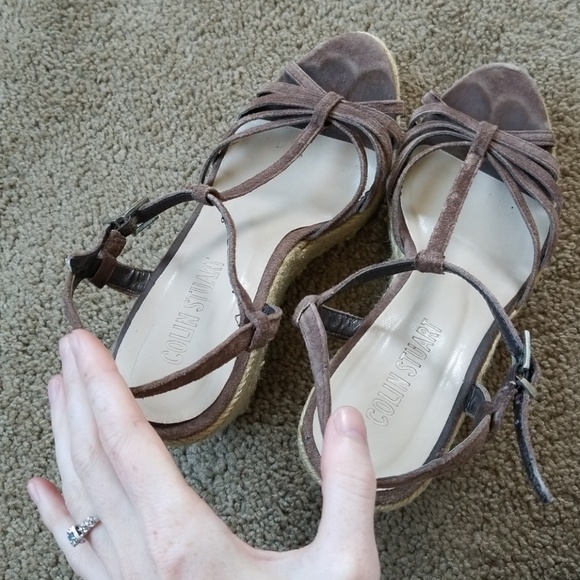 Shoes - Picture 3 of 4